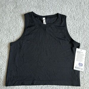 NWT Lululemon breeze by muscle crop tank